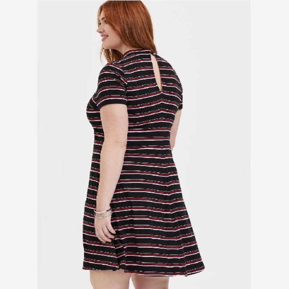Torrid woman's plus size black multi stripe rib mock neck trapeze dress 5X - Picture 12 of 12